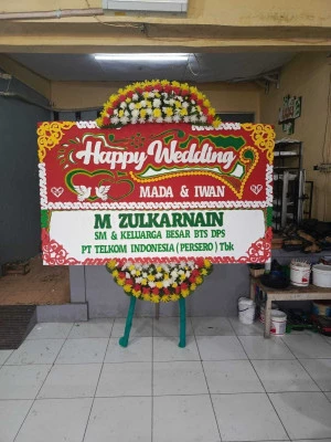 Papan Bunga di Batealit